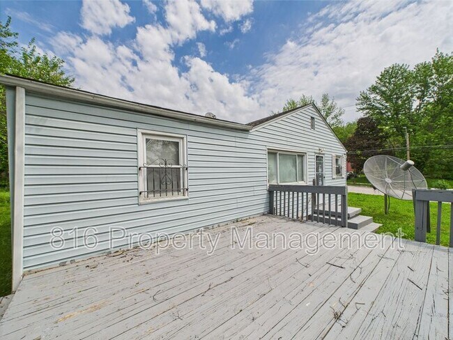 Building Photo - 3354 Jackson Ave