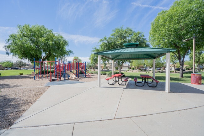 Building Photo - 9377 W Milkweed Loop