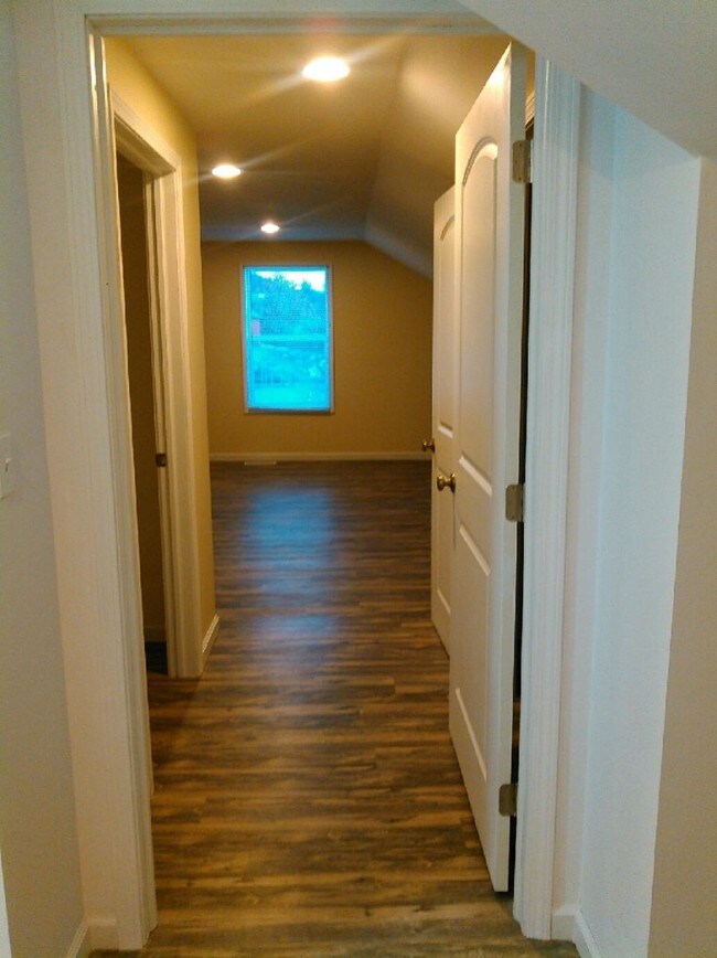 Building Photo - 4613 Bear Path Rd