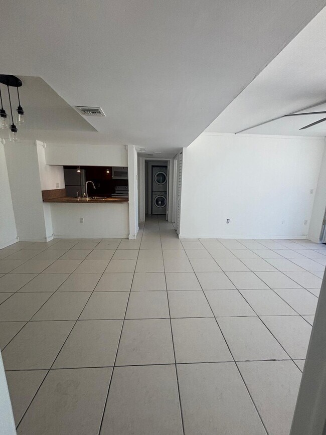 Building Photo - 8000 SW 149th Ave
