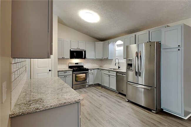 Building Photo - 107 Hartley Woods Dr