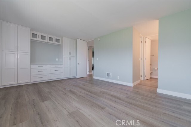Building Photo - 6542 Ocean Crest Dr