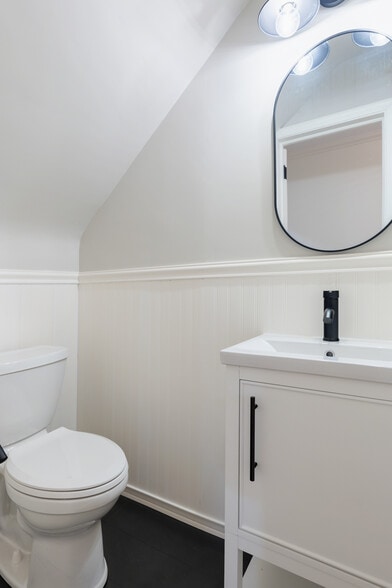 First floor powder room / half bath - 114 Richards Rd