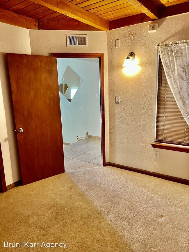 Building Photo - 3 br, 2 bath House - 4976 Quail Ridge Dr NW
