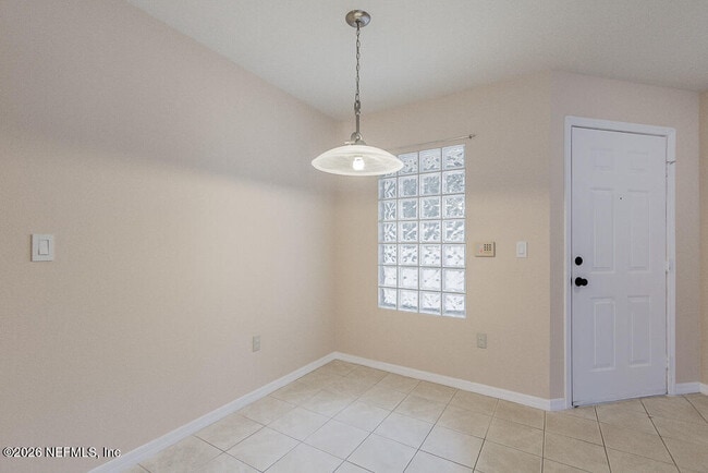 Building Photo - 10150 Belle Rive Blvd