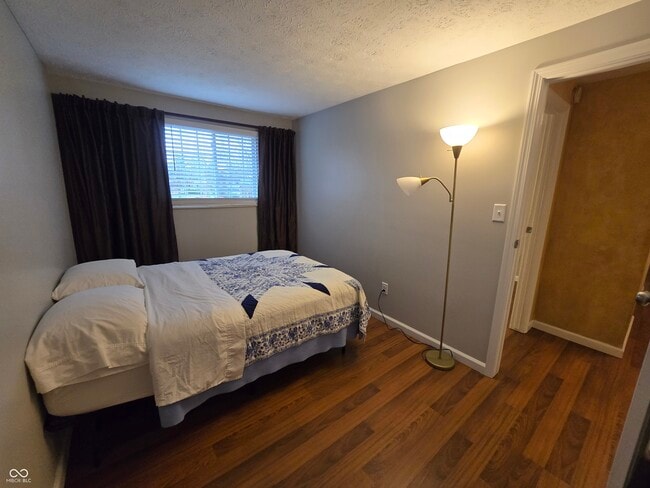 Building Photo - 7620 Snowflake Dr