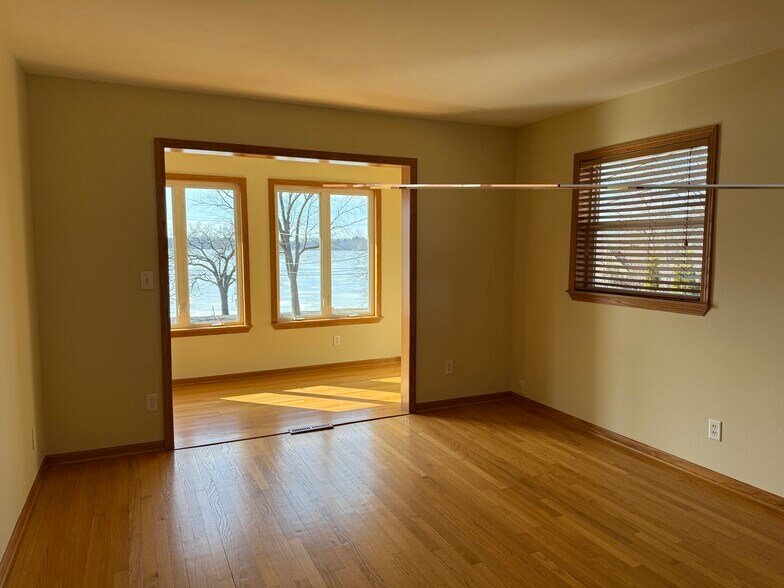 Building Photo - W9206 Ripley Rd