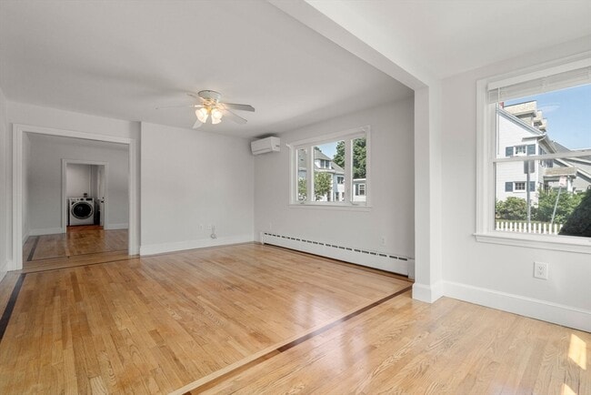 Building Photo - 45 Henshaw St