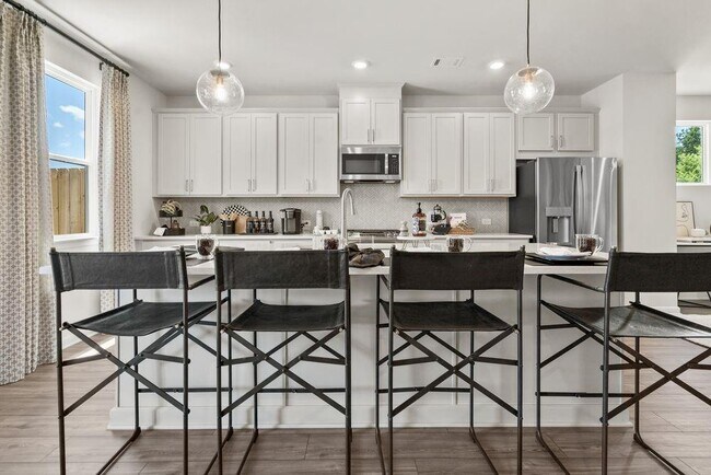 Building Photo - 408 Nix Ln