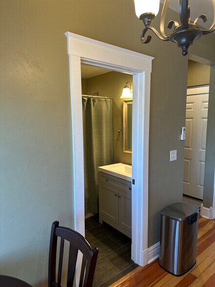 Building Photo - 1309 Michigan Ave