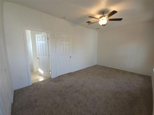 Building Photo - 304 Windridge Village Cove