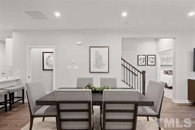 Building Photo - Townhome with Fenced Yard & 2 Car Garage!!