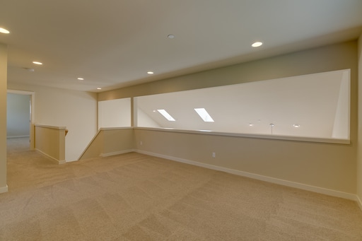 Building Photo - Beautiful & Spacious Kenmore Home for Rent!