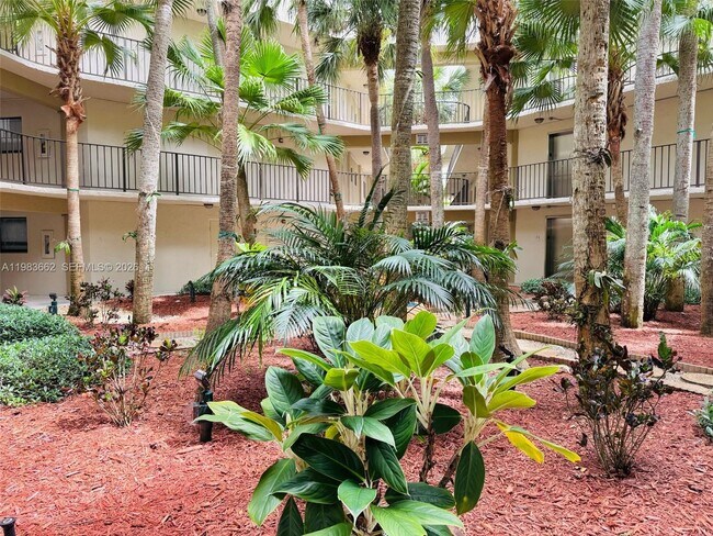 Building Photo - 8075 SW 107th Ave