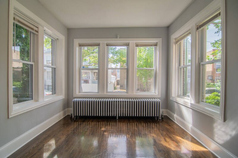 Building Photo - 3024 N Avers Ave