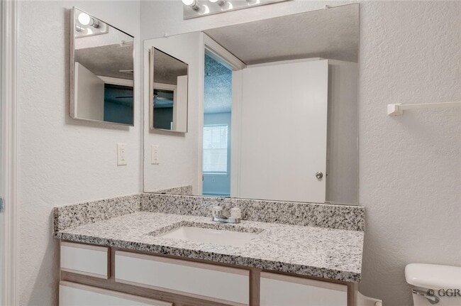 Building Photo - 2210 Grand Cayman Ct