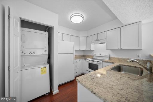 Building Photo - 7013 Birkenhead Pl