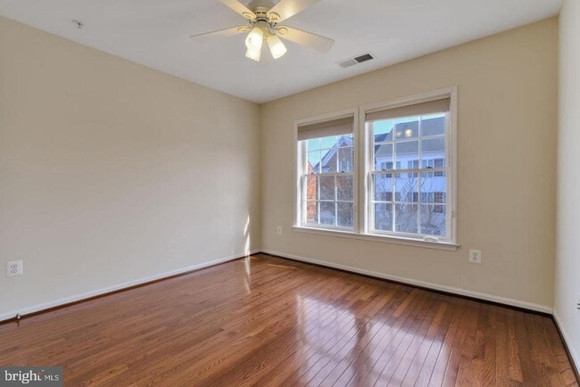 Building Photo - 725 Ridgemont Ave