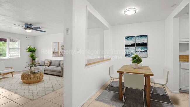 Building Photo - 613 Lyndhurst St