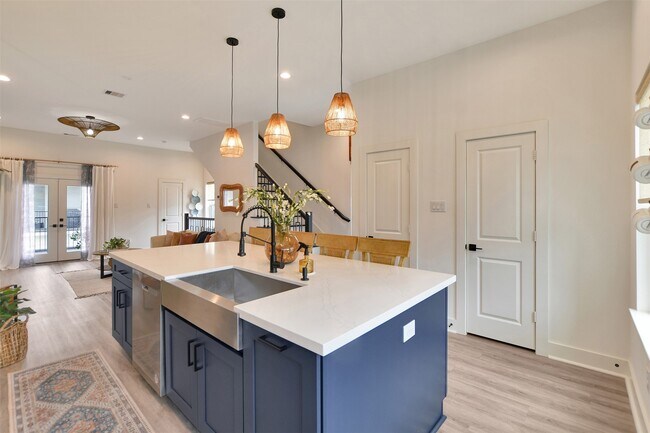 Building Photo - 1106 Paul Quinn St