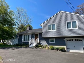 Building Photo - 162 Linden Ave