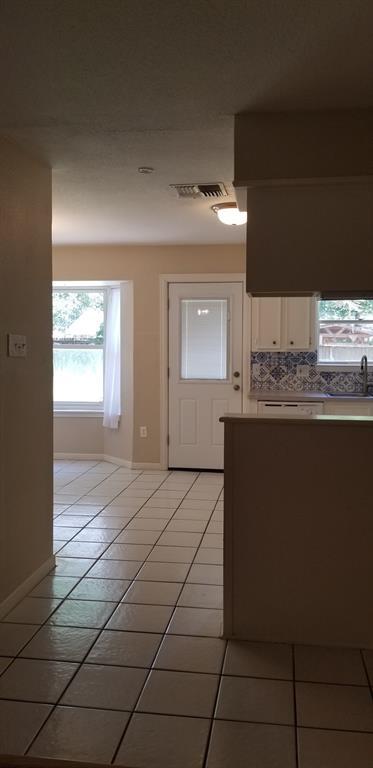 Building Photo - 24506 Cottonwood Cove Ln