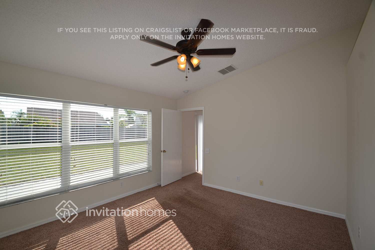 Building Photo - 319 Lookout Dr