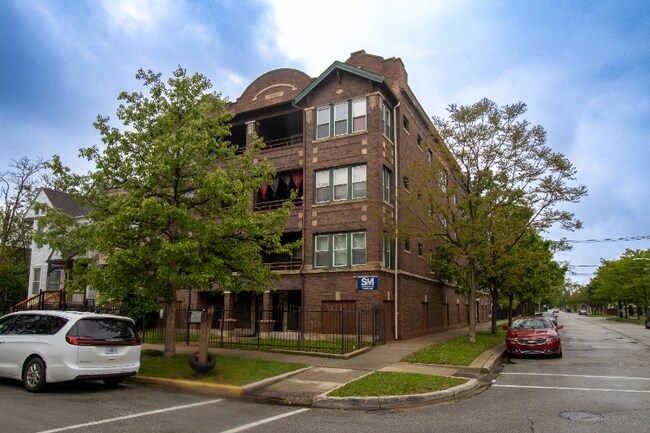 Building Photo - 6400 S Peoria St
