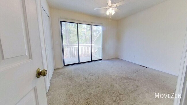 Building Photo - 3956 Echo Farms Blvd