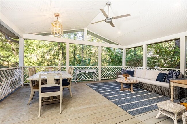 Building Photo - 2690 Ridgemore Rd NW