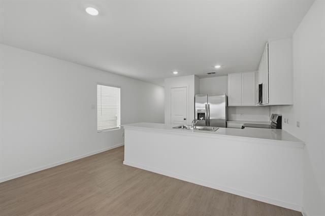 Building Photo - 6307 Sandpiper Ln