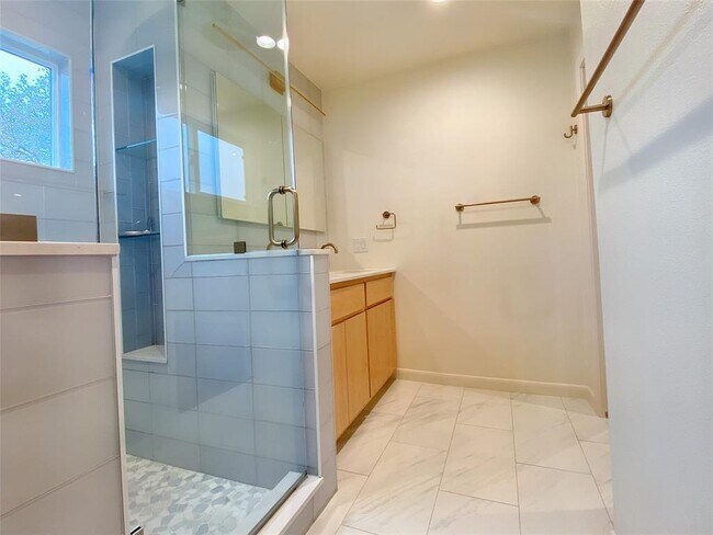 Building Photo - 8303 Alabama Dr