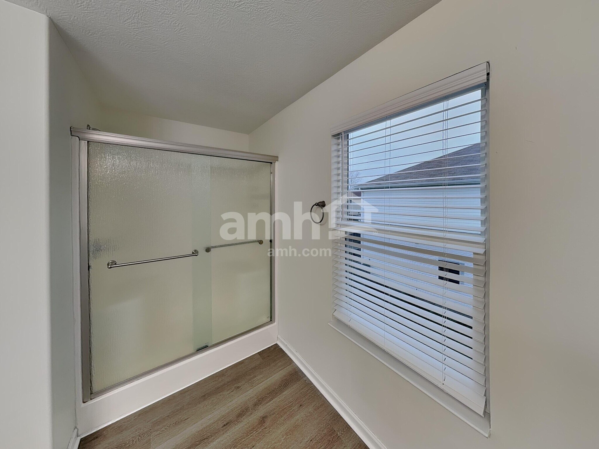 Building Photo - 524 Corbel Dr