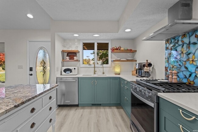 Building Photo - 2083 W 425 N