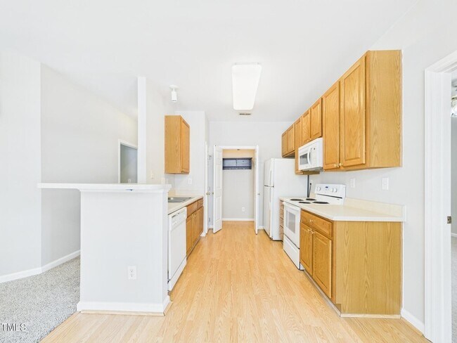 Building Photo - 2111 Kudrow Ln