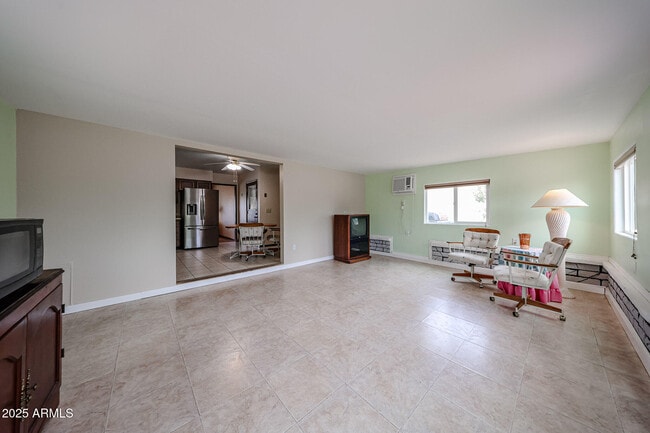 Building Photo - 9714 W Terrace Ln