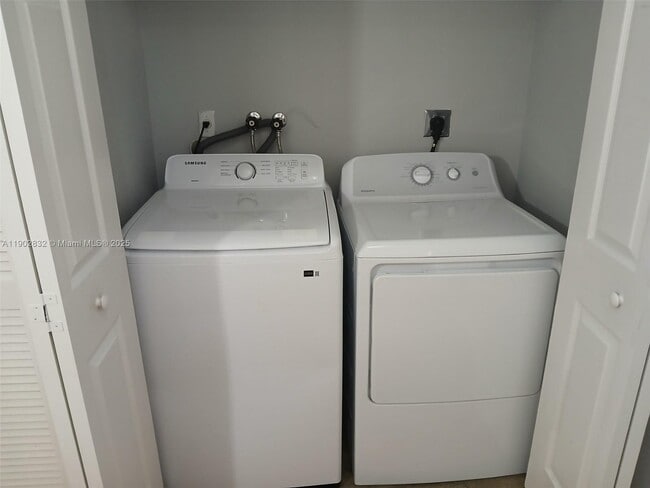 Building Photo - 5560 NW 107th Ave