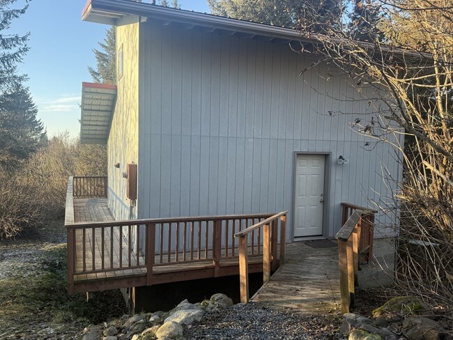 Building Photo - 41321 Ruth Way