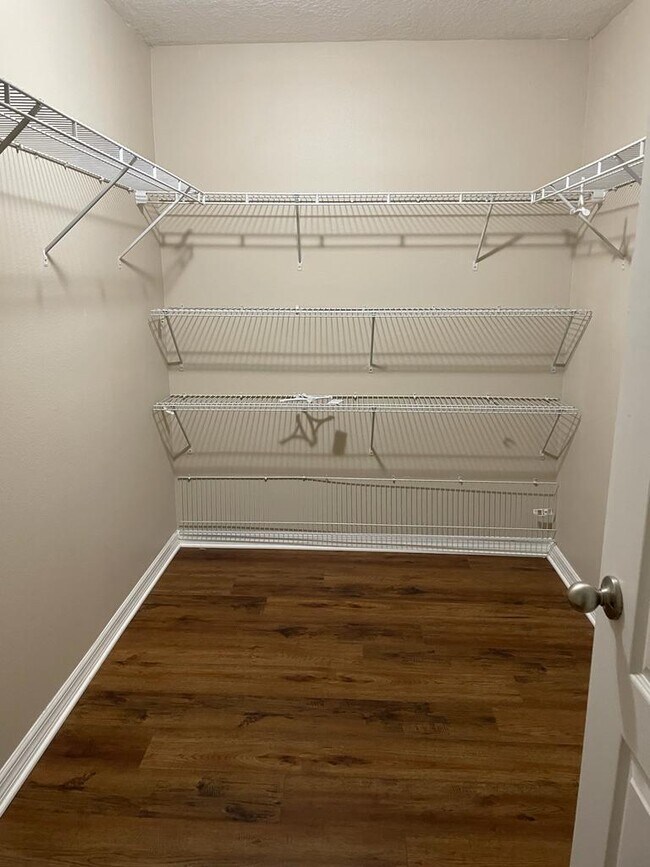 Building Photo - 8409 Costa Blanca Ct