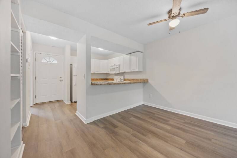 Building Photo - 3555 S Carolina 544 Overpass