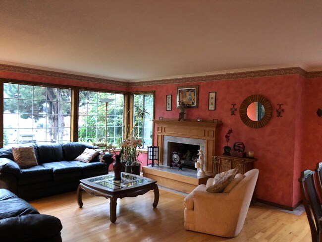 Building Photo - 10336 NE 201st Pl