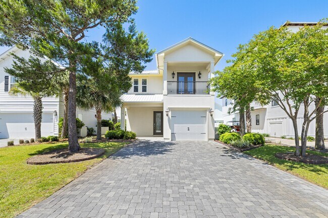 Building Photo - 56 Penelope St