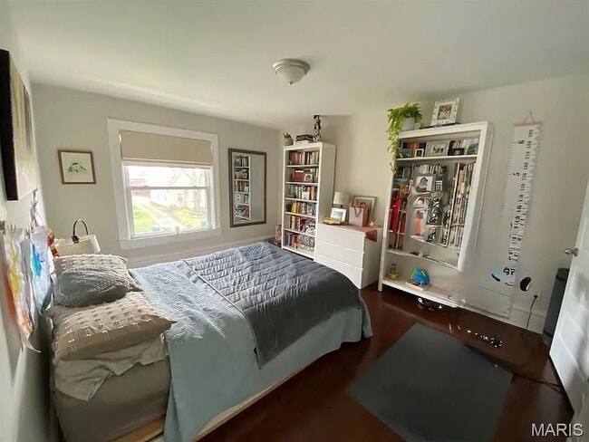 Building Photo - 439 Alma Ave