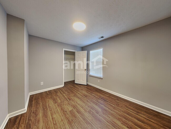 Building Photo - 4607 Noah Overlook E