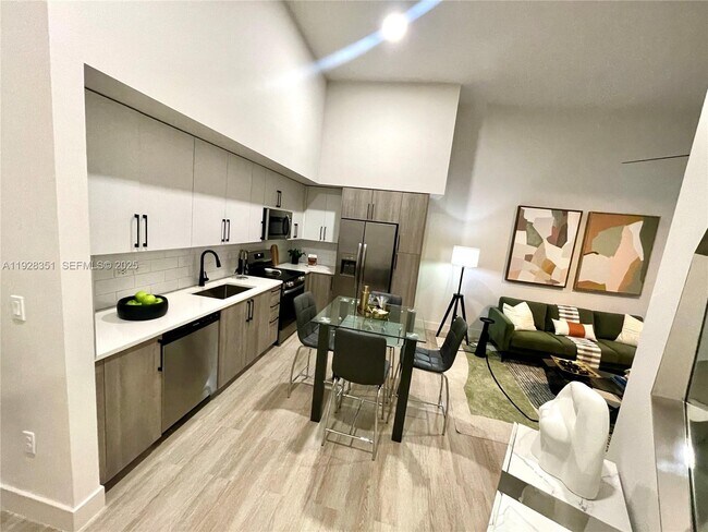 Building Photo - 18412 Homestead Ave