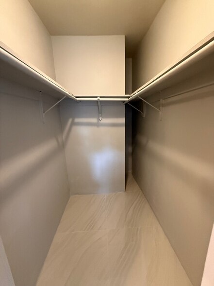 Bed1 - Walk-In Closet - 662 NE 132nd St