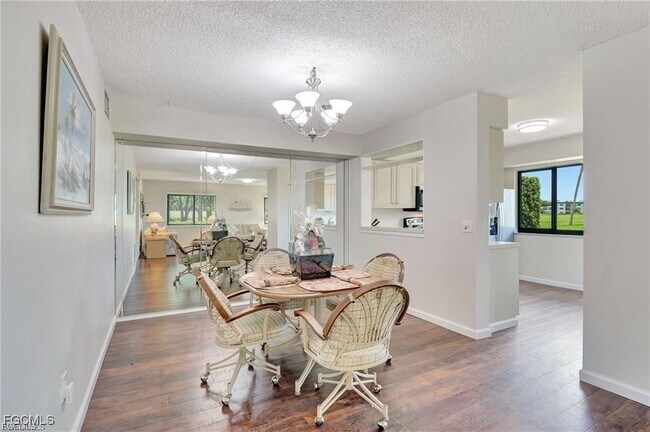Building Photo - 7406 Lake Breeze Dr