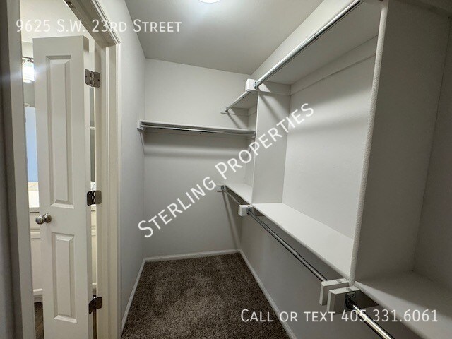 Building Photo - 9625 SW 23rd St