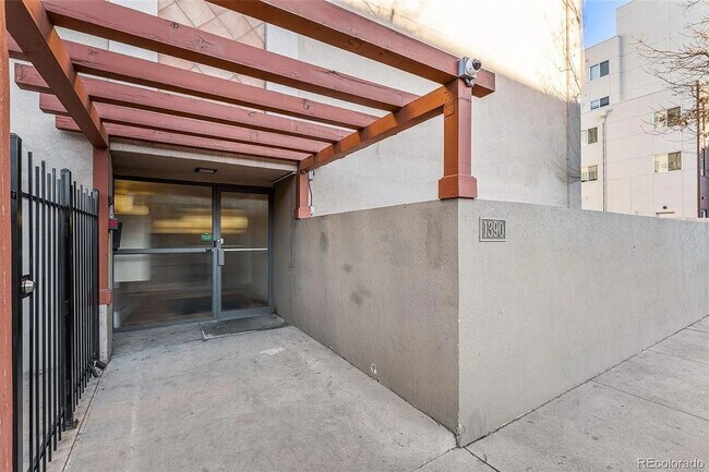 Building Photo - Sunny Corner Condo in the Heart of Capitol Hill | 2 Bed • 2 Bath • 795 Sq. Ft.