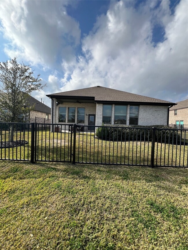 Building Photo - 3102 Secret Lagoon Ln